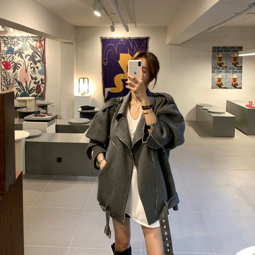 韓國機車夾克上衣女秋冬網紅帥氣翻領拉鍊腰帶寬松加厚毛呢外套潮 韓國機車夾克上衣女秋冬網紅帥氣翻領拉鍊腰帶寬松加厚毛呢外套潮