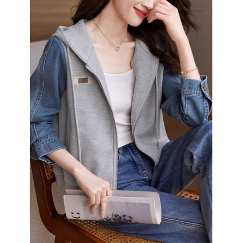 休閒牛仔拼接上衣2025春秋新款設計感抽繩連帽質感百搭夾克外套女 休閒牛仔拼接上衣2025春秋新款設計感抽繩連帽質感百搭夾克外套女