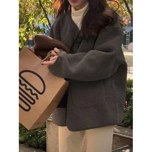 新款高級韓系溫柔小衆設計感加厚羊羔毛外套女冬咖色短款口袋夾克 新款高級韓系溫柔小衆設計感加厚羊羔毛外套女冬咖色短款口袋夾克