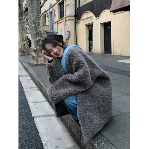2025秋冬皮毛一體羊羔毛外套女中長款寬松慵懶高級感休閒毛毛大衣 2025秋冬皮毛一體羊羔毛外套女中長款寬松慵懶高級感休閒毛毛大衣