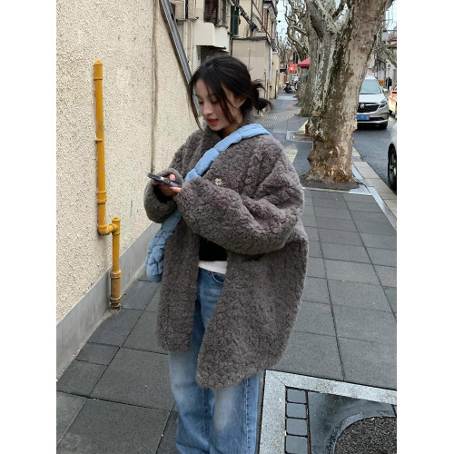 2025秋冬皮毛一體羊羔毛外套女中長款寬松慵懶高級感休閒毛毛大衣 2025秋冬皮毛一體羊羔毛外套女中長款寬松慵懶高級感休閒毛毛大衣