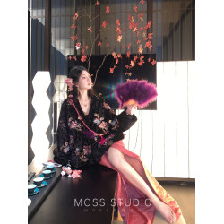 MOSS STUDIO【海棠綴雪】新中式重工珠綉100%桑蠶絲羽絨服外套女