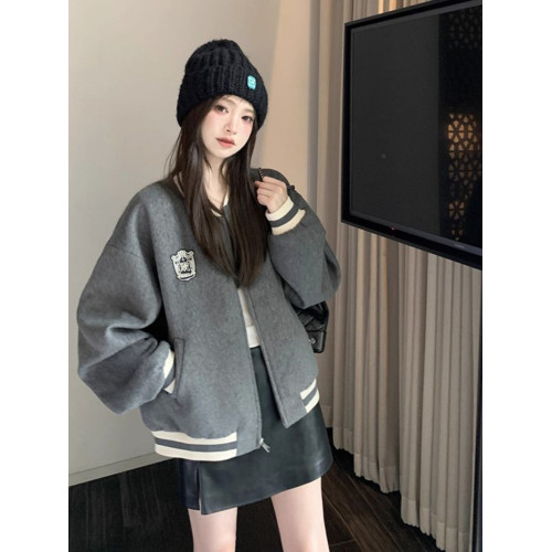 學院風小個子復古棒球服徽章撞色寬松春秋冬新款減齡大衣短外套女 學院風小個子復古棒球服徽章撞色寬松春秋冬新款減齡大衣短外套女