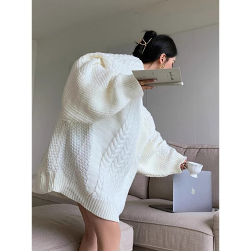 慵懶風奶fufu中長款白色麻花毛衣女秋冬軟糯高級感套頭針織衫加厚 慵懶風奶fufu中長款白色麻花毛衣女秋冬軟糯高級感套頭針織衫加厚