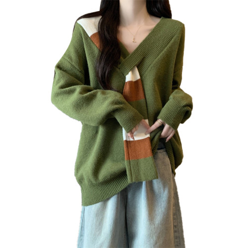 2025秋冬新款韓系綠色V領毛衣上衣大碼女裝胖mm寬松慵懶風針織衫