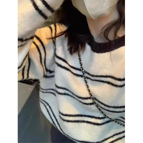 秋冬2025新款軟糯寬松套頭圓領毛衣女內搭外穿條紋撞色針織衫上衣
