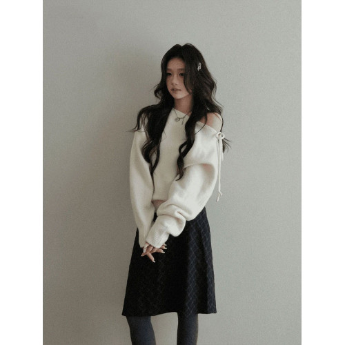 韓系溫柔風斜肩系帶針織衫女秋冬獨特漂亮氛圍感寬松顯瘦長袖上衣