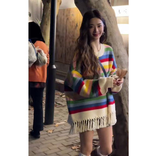 韓系穿搭彩虹條紋流蘇套頭毛衣女秋冬加厚寬松慵懶風中長款針織衫 韓系穿搭彩虹條紋流蘇套頭毛衣女秋冬加厚寬松慵懶風中長款針織衫