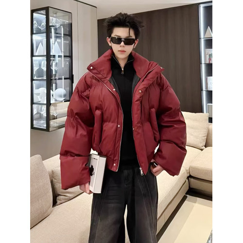 酒紅色pu皮短款羽絨棉服男款廓形立領棉衣外套cleanfit美式麵包服 酒紅色pu皮短款羽絨棉服男款廓形立領棉衣外套cleanfit美式麵包服