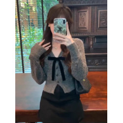 法式小香風超好看灰色蝴蝶結毛衣女秋冬2025冬季新款加厚針織上衣
