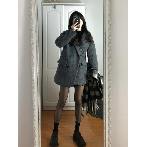 毛呢外套女短款小個子2024新款秋冬季高級感西裝赫本風厚呢子大衣