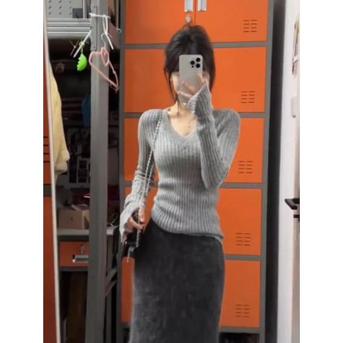 復古慵懶v領內搭長袖針織衫女秋冬季灰色修身顯瘦毛衣打底衫上衣 復古慵懶v領內搭長袖針織衫女秋冬季灰色修身顯瘦毛衣打底衫上衣