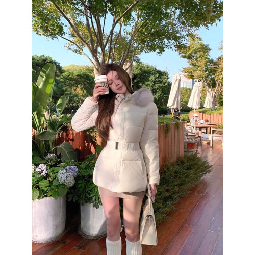 大毛領羽絨服女中長款2025冬季收腰顯瘦加厚保暖連帽90白鴨絨外套 大毛領羽絨服女中長款2025冬季收腰顯瘦加厚保暖連帽90白鴨絨外套