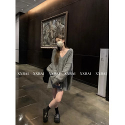 高級感慵懶風灰色v領毛衣女套頭秋冬新款寬松外穿中長款針織上衣