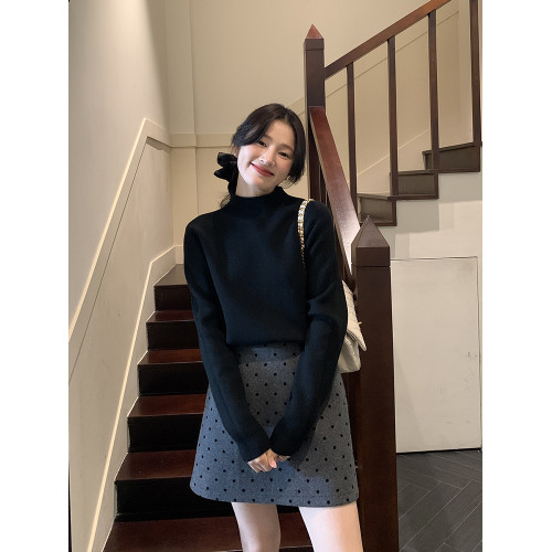 陸小團團半高領加絨針織毛衣純色冬季新款百搭厚實軟糯內搭上衣女