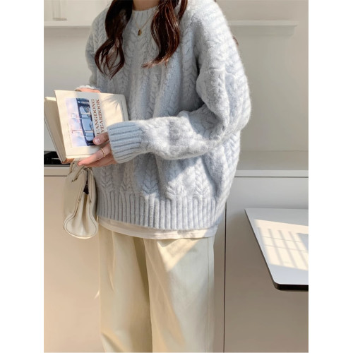 奶藍色慵懶風麻花毛衣女秋冬2025新款加厚高級感內搭套頭針織上衣