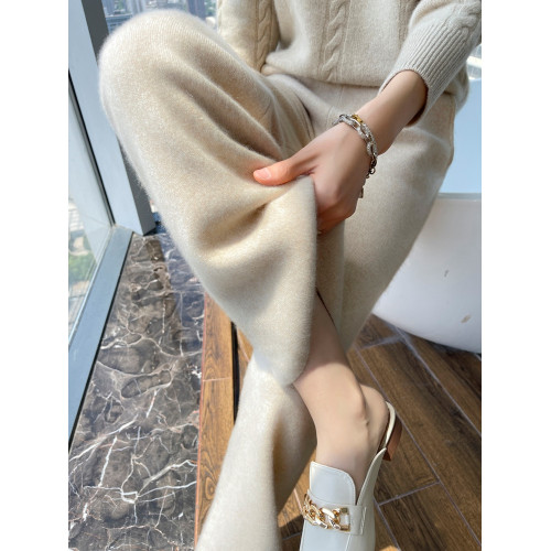 加厚羊毛濶腿褲女寬松加厚秋冬直筒拖地垂感羊絨白色休閒加長褲 加厚羊毛濶腿褲女寬松加厚秋冬直筒拖地垂感羊絨白色休閒加長褲