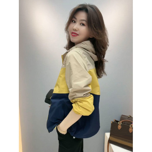 洋氣時尚撞色連帽寬松防曬2024春季新款長袖短外套氣質大碼女裝潮 洋氣時尚撞色連帽寬松防曬2024春季新款長袖短外套氣質大碼女裝潮