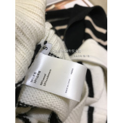 90%羊毛 10%羊絨，甄選厚實質感！慵懶風拉鍊連帽條紋 毛衣女秋冬