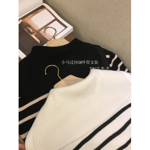 90%羊毛 10%羊絨,甄選厚實質感!慵懶風拉鍊連帽條紋 毛衣女秋冬 90%羊毛 10%羊絨,甄選厚實質感!慵懶風拉鍊連帽條紋 毛衣女秋冬