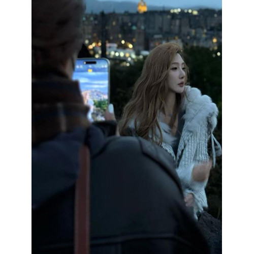 早秋韓系氛圍感穿搭灰色大翻領毛邊毛衣外套女秋冬慵懶風針織開衫 早秋韓系氛圍感穿搭灰色大翻領毛邊毛衣外套女秋冬慵懶風針織開衫