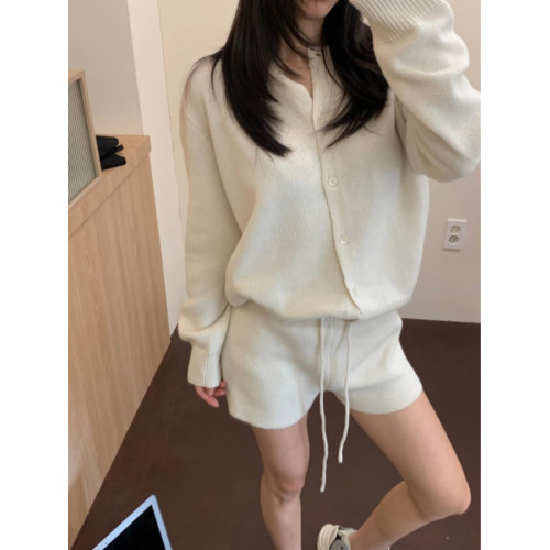 韓國chic秋冬新款韓系排釦針織長袖上衣＋短褲顯瘦針織套裝