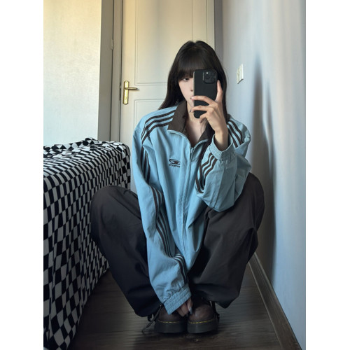 美式復古拼接條紋兩面穿連帽外套女寬松設計感小衆休閒百搭棒球服 美式復古拼接條紋兩面穿連帽外套女寬松設計感小衆休閒百搭棒球服