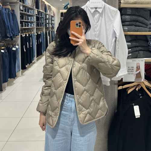 三裡屯出品秋冬輕型便捷式羽絨服休閒茄克保暖外套450453/463073 三裡屯出品秋冬輕型便捷式羽絨服休閒茄克保暖外套450453/463073