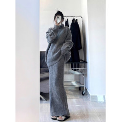 慵懶風浣熊絨灰色高領套頭毛衣女秋冬軟糯高級感加厚針織上衣外穿