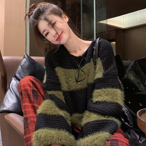 條紋短款馬海毛毛衣女秋冬慵嬾風新款寬鬆外穿高腰軟糯針織上衣潮