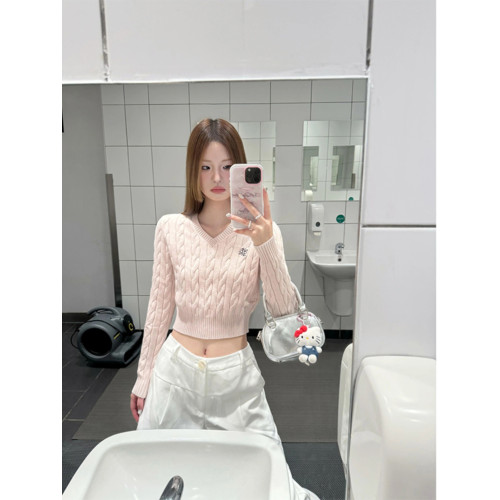粉色V領短款毛衣針織衫女春秋2026新款內搭打底衫甜辣妹收腰上衣 粉色V領短款毛衣針織衫女春秋2026新款內搭打底衫甜辣妹收腰上衣