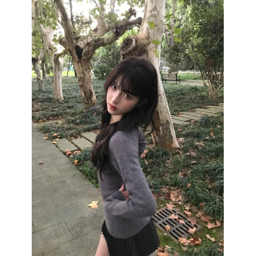 純欲甜辣V領收腰毛衣女秋冬2025新款修身收腰內搭打底針織衫上衣