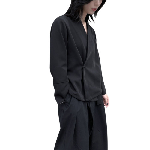 山本日系黑色新中式設計感造型寬松西裝上衣春秋休閒短外套和服女 山本日系黑色新中式設計感造型寬松西裝上衣春秋休閒短外套和服女