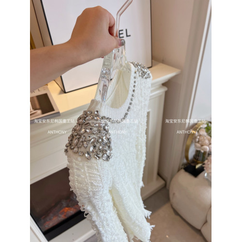 氣質潮流針織衫女裝2025年秋季重工肩膀鑲鑽流蘇不規則毛衣打底衫 氣質潮流針織衫女裝2025年秋季重工肩膀鑲鑽流蘇不規則毛衣打底衫