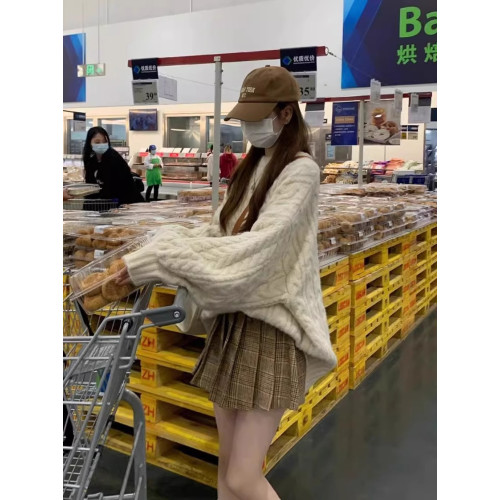 加厚版！高級感圓領套頭麻花毛衣女秋冬寬松復古燈籠袖針織慵懶風