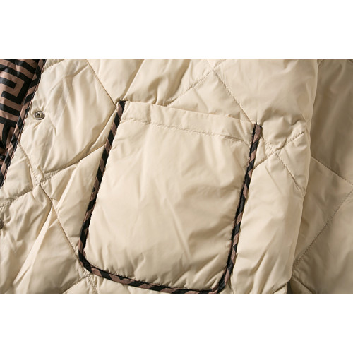 2025秋冬新款菱形復古無領輕薄羽絨服女短款拼色小香風圓領外套 2025秋冬新款菱形復古無領輕薄羽絨服女短款拼色小香風圓領外套