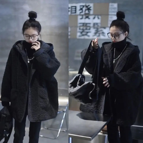 羊羔絨外套女秋冬時尚新款拼接假兩件衛衣連帽寬松百搭大碼呢大衣 羊羔絨外套女秋冬時尚新款拼接假兩件衛衣連帽寬松百搭大碼呢大衣