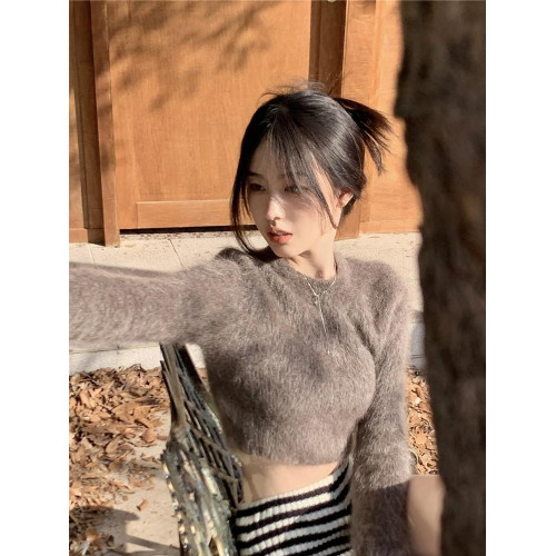 美拉德穿搭秋冬高腰短款馬海毛毛衣女設計感小衆別致辣妹內搭上衣