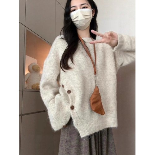 秋冬韓系穿搭女上衣2025新款圓領軟糯寬鬆毛衣百搭長袖套頭上衣潮