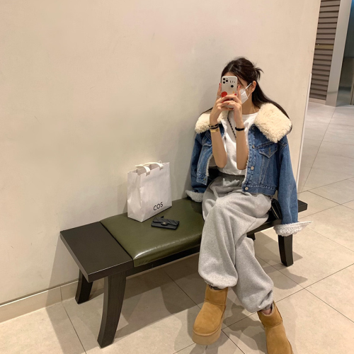 韓國娃娃領羊羔毛短款牛仔外套女冬寬松顯瘦加絨加厚顆粒羊絨上衣 韓國娃娃領羊羔毛短款牛仔外套女冬寬松顯瘦加絨加厚顆粒羊絨上衣