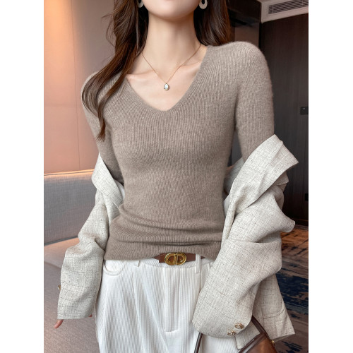 無縫一體都市休閒V領針織打底衫女修身顯瘦長袖秋冬緊身內搭毛衣