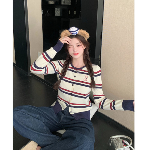 小吉家大碼女裝秋季新款條紋撞色小狗刺綉薄款針織衫韓系減齡上衣 小吉家大碼女裝秋季新款條紋撞色小狗刺綉薄款針織衫韓系減齡上衣