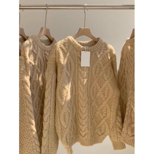 新年紅麻花毛衣女秋冬復古高級感超好看慵懶重工軟糯粗線針織上衣 新年紅麻花毛衣女秋冬復古高級感超好看慵懶重工軟糯粗線針織上衣