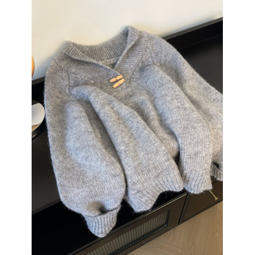 慵懶風牛角釦灰色翻領毛衣女早秋裝大碼胖mm插肩袖正肩顯瘦針織衫 慵懶風牛角釦灰色翻領毛衣女早秋裝大碼胖mm插肩袖正肩顯瘦針織衫