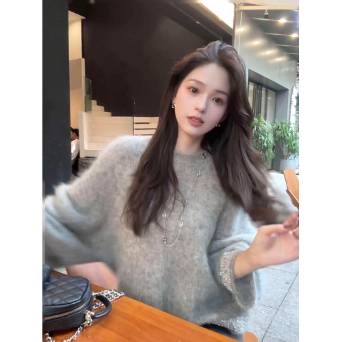 高級感灰色馬海毛釘珠套頭毛衣女秋冬寬松慵懶風外穿軟糯針織上衣 高級感灰色馬海毛釘珠套頭毛衣女秋冬寬松慵懶風外穿軟糯針織上衣