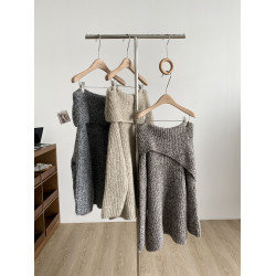 2025冬季新款韓系溫柔一字肩針織毛衣女寬松顯瘦減齡軟糯露肩上衣