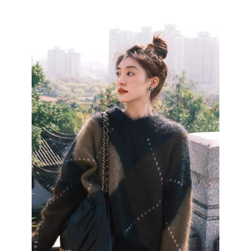 氣質復古慵懶風撞色菱格v領毛衣秋冬洋氣小衆休閒百搭軟糯針織衫