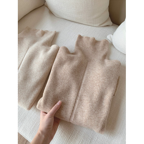 燕麥色高領毛衣女秋冬軟糯內搭高級感歐貨修身針織打底衫秋冬外穿 燕麥色高領毛衣女秋冬軟糯內搭高級感歐貨修身針織打底衫秋冬外穿