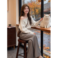 慵懶老錢風白色斜肩露肩軟糯毛衣女秋冬高級感收腰顯瘦長袖針織衫