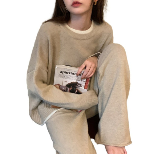 燕麥色假兩件毛衣兩件套裝慵懶風打底女秋冬上衣內搭奶茶色針織衫